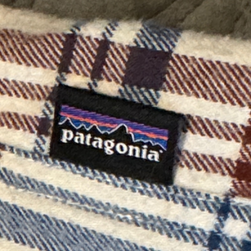 Patagonia Cream and Blue Plaid Button Down Shirt - Picture 9 of 9